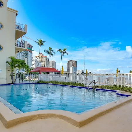 Fort Lauderdale Vacation Rental Walk To Beach!